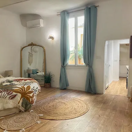 Bien-etre Au Naturel, Room, Jacuzzi Sauna, Centre-historique *