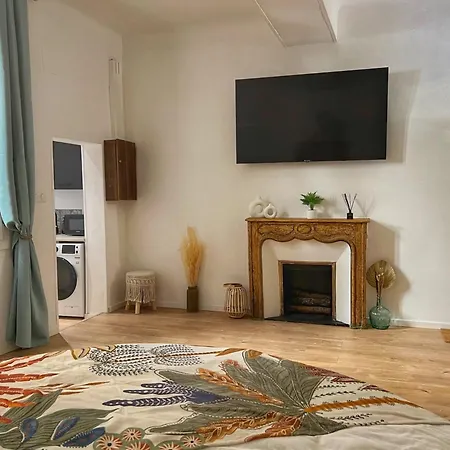 Bien-etre Au Naturel, Room, Jacuzzi Sauna, Centre-historique